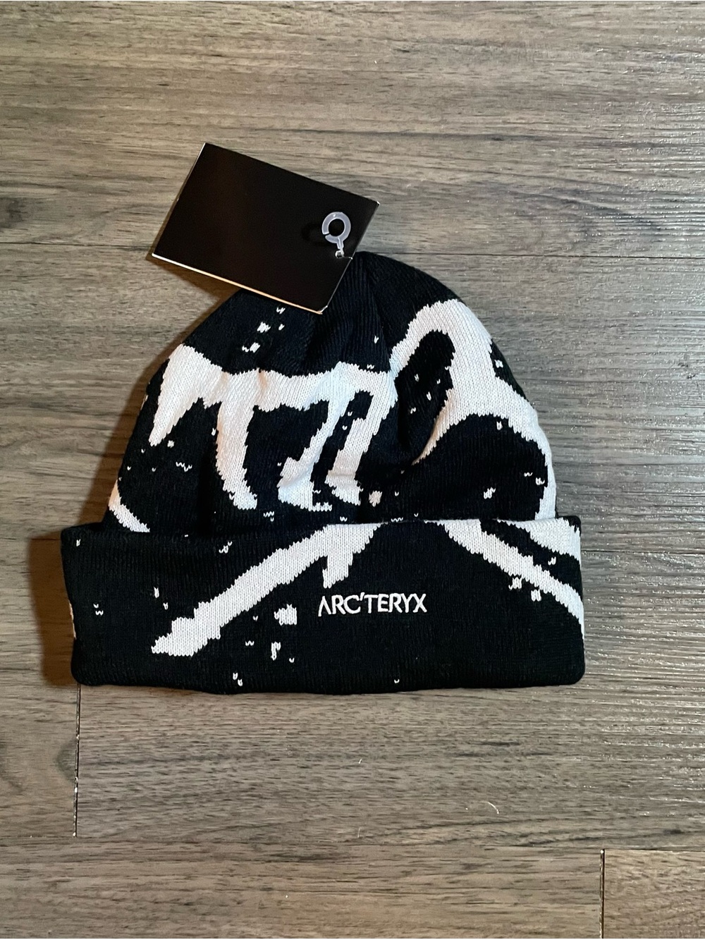 Arc'teryx Black and White Graphic Knit Beanie